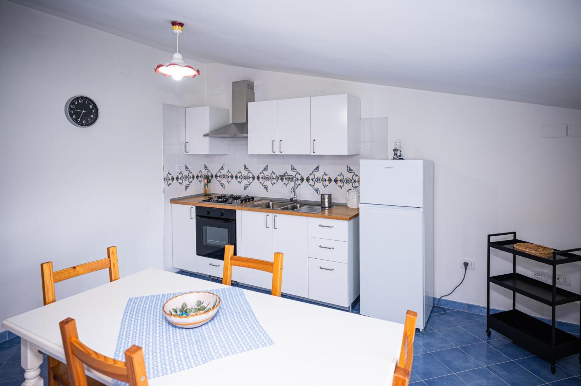 La Casa Del Maestro Attico Lejlighed Pisciotta Eksteriør billede