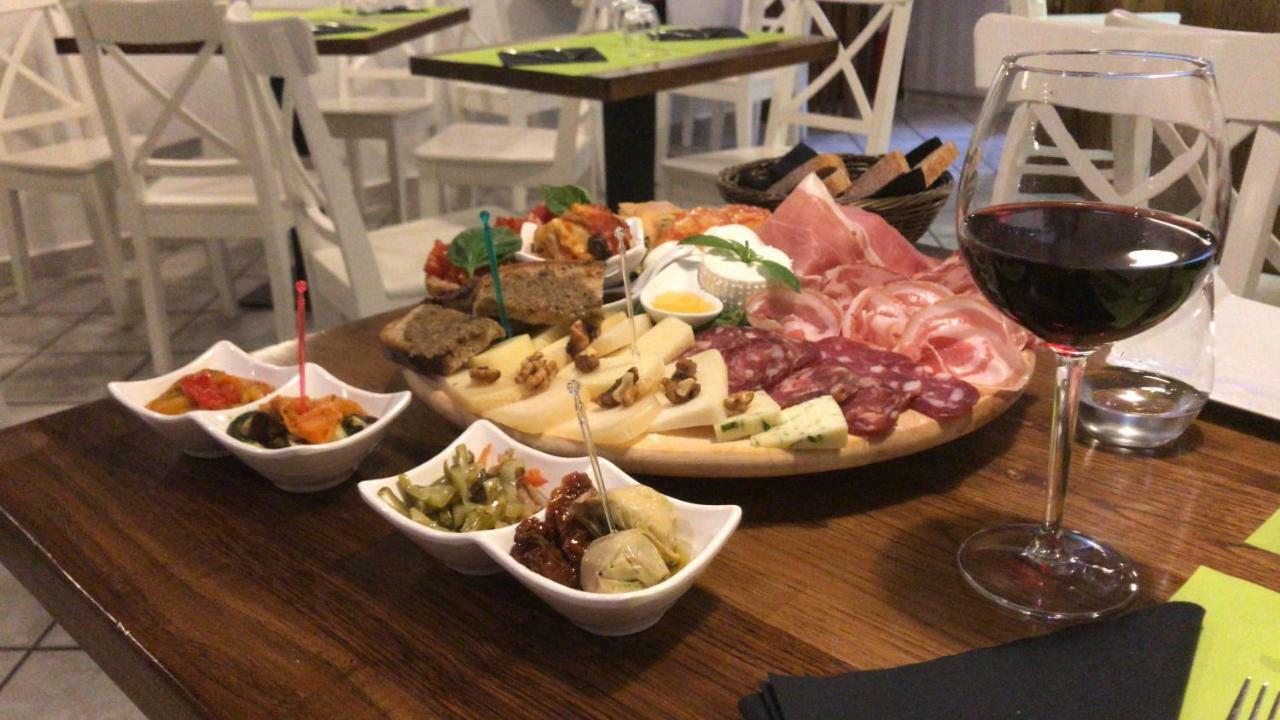 La Casa Del Maestro Attico Lejlighed Pisciotta Eksteriør billede